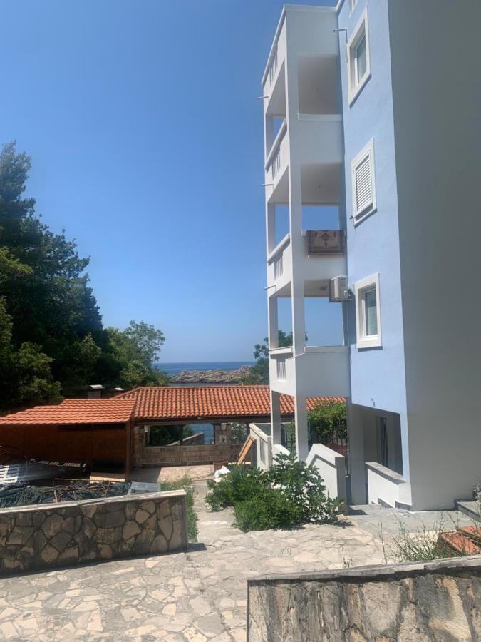 Pine&Sea Beach Retreat Sveti Stefan Zewnętrze zdjęcie