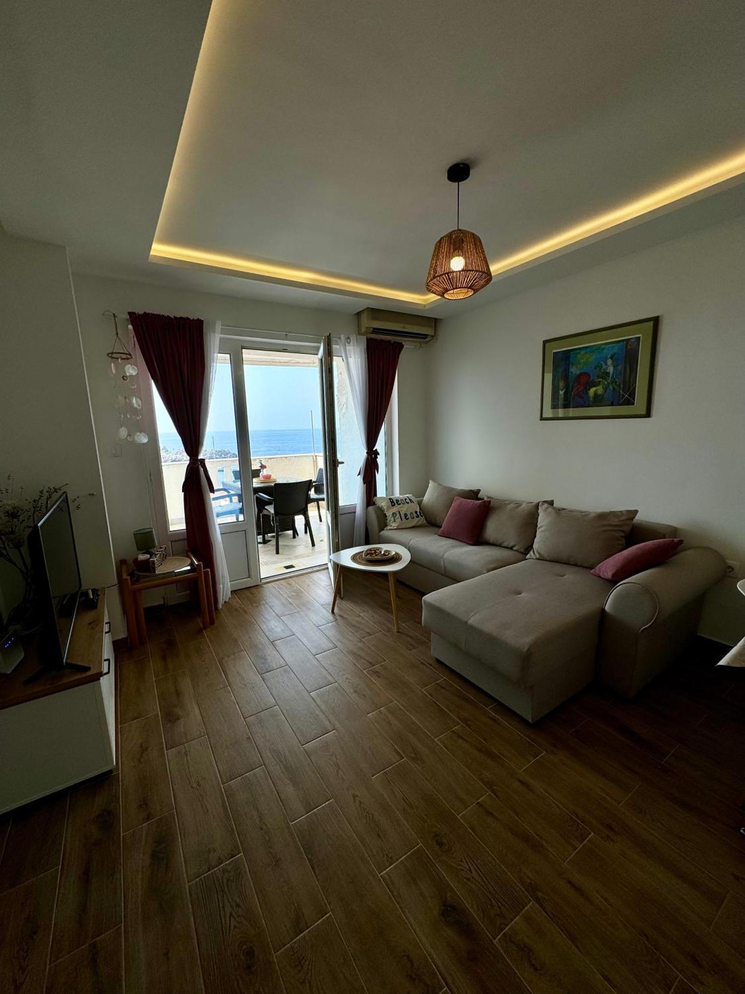 Pine&Sea Beach Retreat Sveti Stefan Zewnętrze zdjęcie