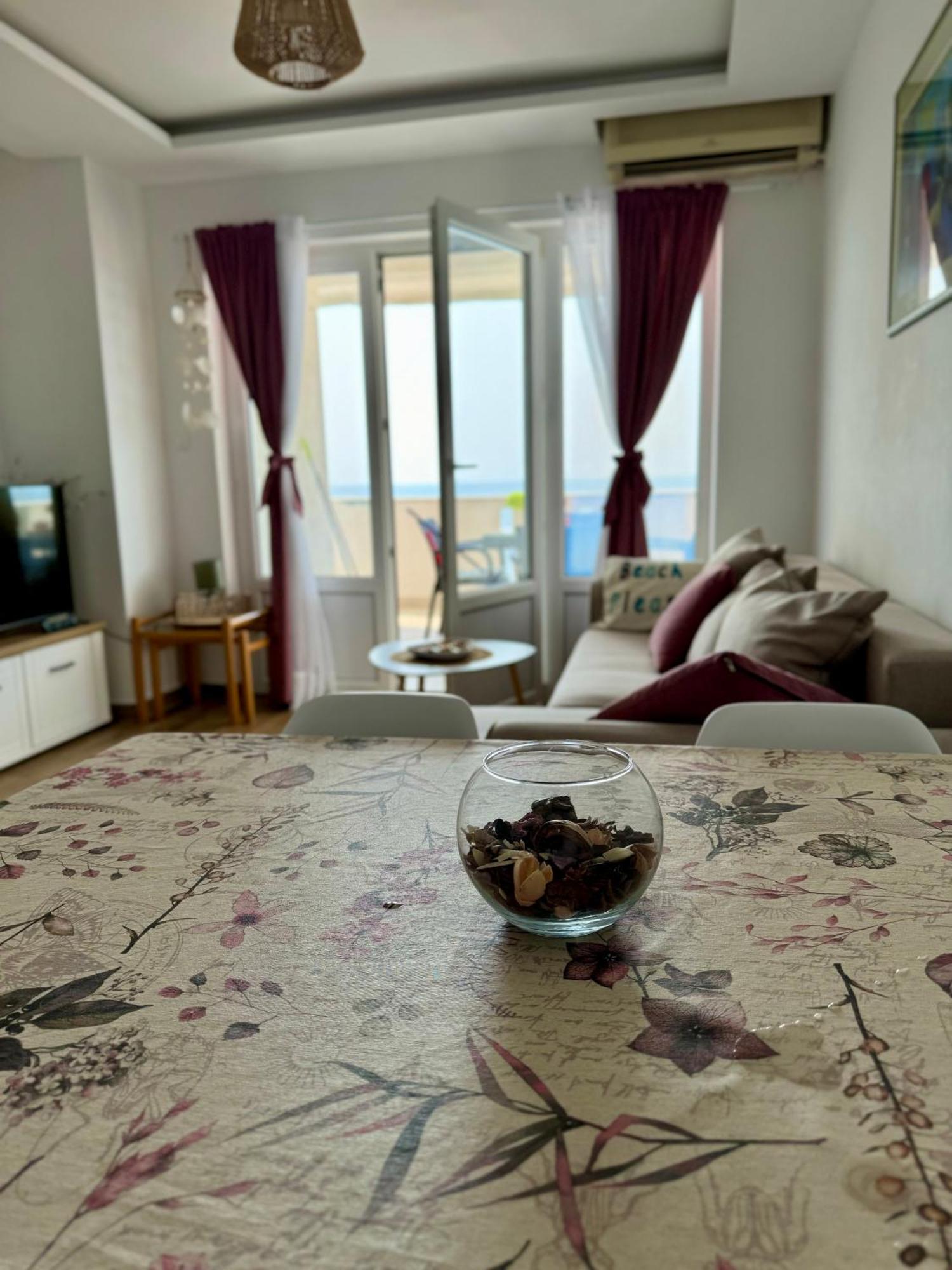 Pine&Sea Beach Retreat Sveti Stefan Zewnętrze zdjęcie